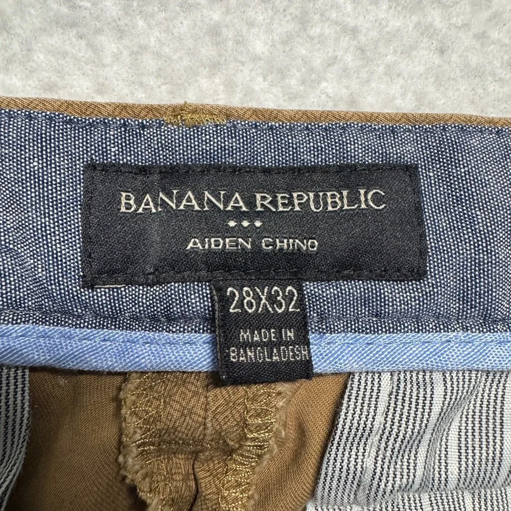 Banana Republic Aiden Chino Khaki Casual Pants Men's‎ Size 28x32